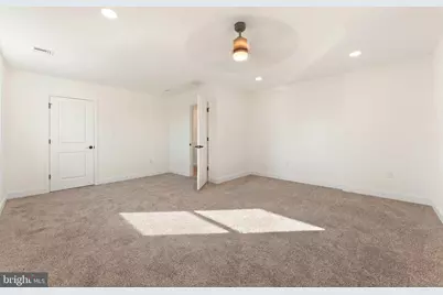 43 Petunia Road, Levittown, PA 19056 - Photo 31