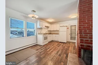 19 Butterfly Lane, Levittown, PA 19054 - Photo 11