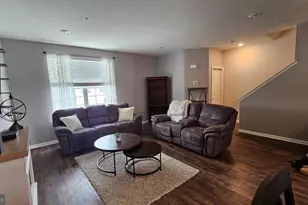 202 Pond Vw Ct, Quakertown, PA 18951 - Photo 9