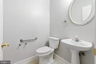 703 Eagle Ln, Doylestown, PA 18901 - Photo 7