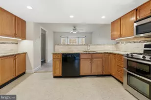 703 Eagle Ln, Doylestown, PA 18901 - Photo 13