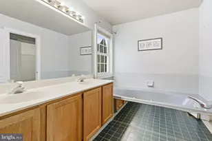 703 Eagle Ln, Doylestown, PA 18901 - Photo 25