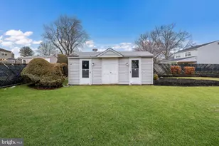 64 Springwood Dr, Southampton, PA 18966 - Photo 37