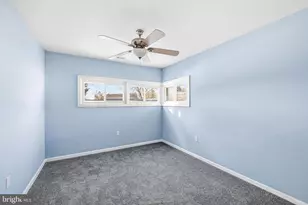 48 Gridiron Rd, Levittown, PA 19057 - Photo 17