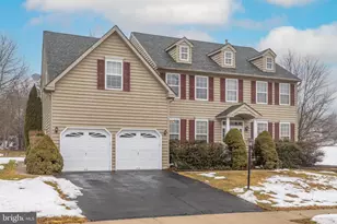 435 Longleaf Dr, Perkasie, PA 18944 - Photo 1