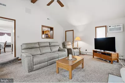 33 Henry Avenue, Feasterville-Trevose, PA 19053 - Photo 11