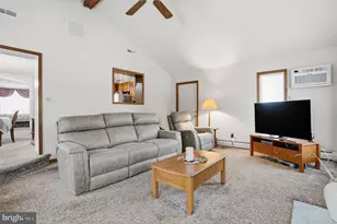 33 Henry Ave, Feasterville-Trevose, PA 19053 - Photo 11