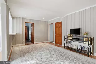 761 Woodlyn Dr, Feasterville-Trevose, PA 19053 - Photo 17