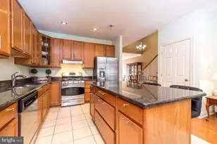 423 Elm Cir, Chalfont, PA 18914 - Photo 9