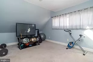 49 Ice Pond Rd, Levittown, PA 19057 - Photo 17