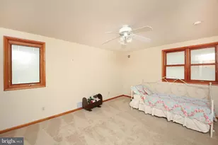 43 Evergreen Dr, Doylestown, PA 18901 - Photo 15