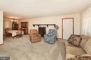 43 Evergreen Dr, Doylestown, PA 18901 - Photo 3