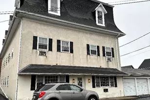 17 S 2nd St, Quakertown, PA 18951 - Photo 1