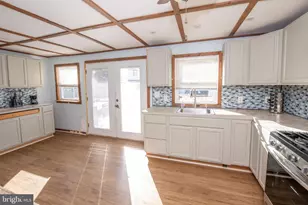 618 Cedar Ave, Croydon, PA 19021 - Photo 5