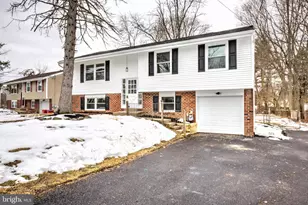 218 Colonial Dr, Warminster, PA 18974 - Photo 29