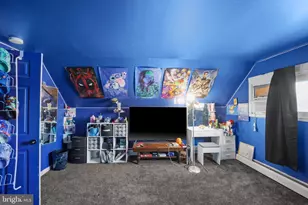 5 Nickelhill Ln, Levittown, PA 19054 - Photo 17