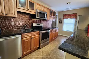 332 Edgemont Ave, Quakertown, PA 18951 - Photo 5