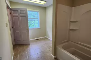 332 Edgemont Ave, Quakertown, PA 18951 - Photo 21