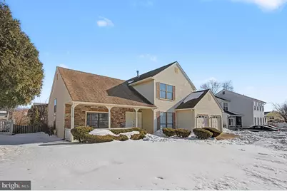 2349 New Market Square S, Bensalem, PA 19020 - Photo 1