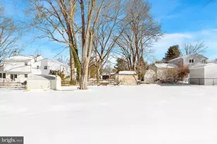 17 McLaughlin Dr, Doylestown, PA 18901 - Photo 33