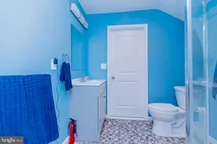 100 Elderberry Dr, Levittown, PA 19054 - Photo 49