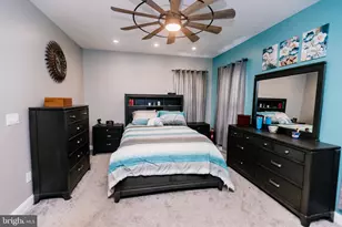 100 Elderberry Dr, Levittown, PA 19054 - Photo 19