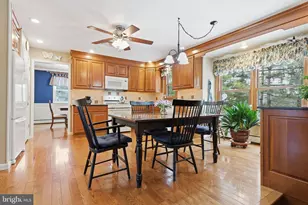 297 Cliveden Dr, Newtown, PA 18940 - Photo 3