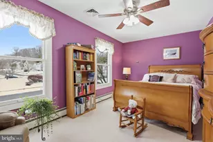 297 Cliveden Dr, Newtown, PA 18940 - Photo 29