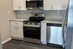 2602 Beacon Hill Dr, Southampton, PA 18966 - Photo 3