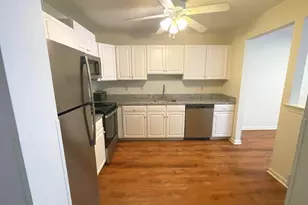 5404 Spruce Mill Dr, Morrisville, PA 19067 - Photo 9