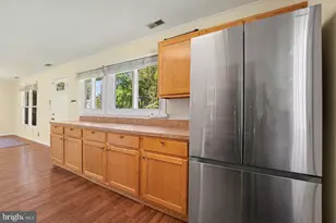 594 Rosemar Dr, Yardley, PA 19067 - Photo 15