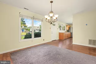 594 Rosemar Dr, Yardley, PA 19067 - Photo 5