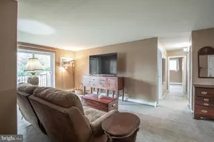 1575 W Street Rd, Warminster, PA 18974 - Photo 9