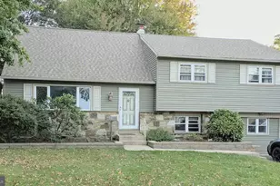 786 Boxwood Dr, Warminster, PA 18974 - Photo 1