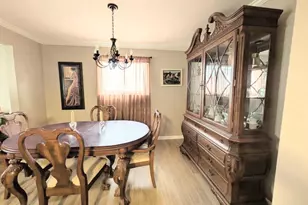 786 Boxwood Dr, Warminster, PA 18974 - Photo 5