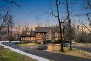 25 Creekside Dr, Ivyland, PA 18974 - Photo 1