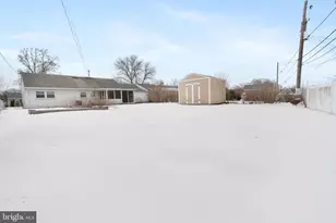 130 Lebbie Ln, Fairless Hills, PA 19030 - Photo 15