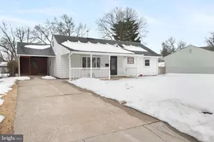 130 Lebbie Ln, Fairless Hills, PA 19030 - Photo 1