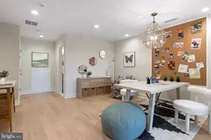 211 Foxhedge Rd, Chalfont, PA 18914 - Photo 15