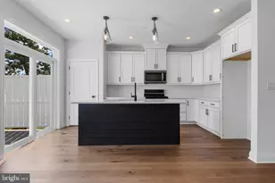 431 Reagans Ln, Chalfont, PA 18914 - Photo 3