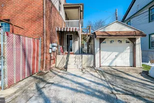 1902 Trenton Ave, Bristol, PA 19007 - Photo 3