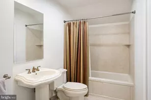 11 Jester Ln, Levittown, PA 19055 - Photo 9