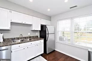 32 Skyview Way, Newtown, PA 18940 - Photo 15