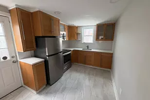 10 Green Ln, Bristol, PA 19007 - Photo 1