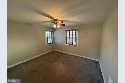 10 Green Lane, Bristol, PA 19007 - Photo 5