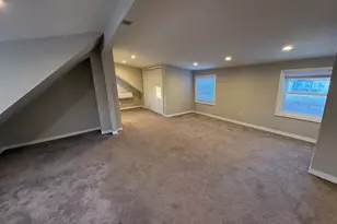 10 Green Ln, Bristol, PA 19007 - Photo 7