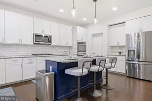 325 Mystic View Cir, Doylestown, PA 18901 - Photo 13