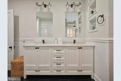 52 N Main Street, New Hope, PA 18938 - Photo 15