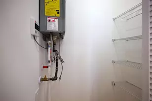 32 S State St, Newtown, PA 18940 - Photo 13