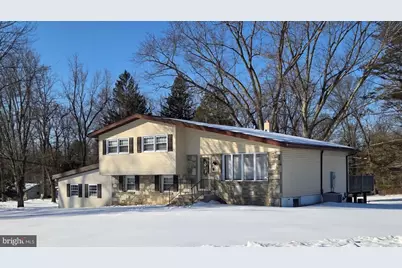 84 Upland Drive, Southampton, PA 18966 - Photo 1